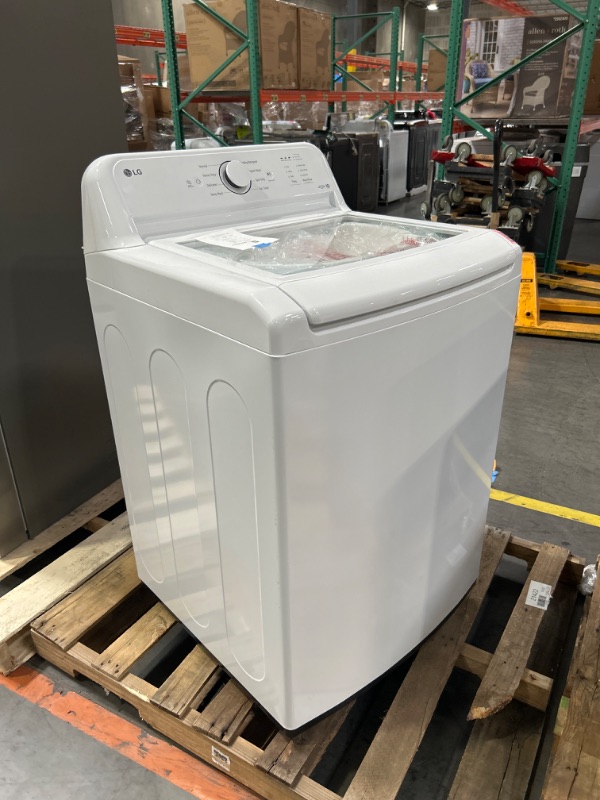 Photo 3 of LG 4.1-cu ft Agitator Top-Load Washer (White)