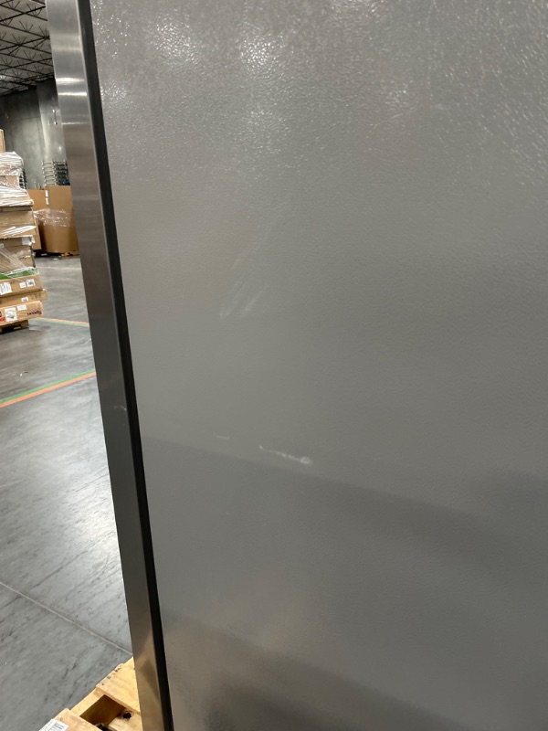Photo 9 of Frigidaire Gallery 22.3-cu ft Counter-depth Side-by-Side Refrigerator with Ice Maker (Fingerprint Resistant 