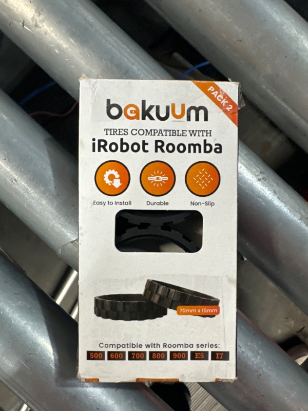 Photo 2 of BAKUUM Tires for IROBOT ROOMBA Wheels Series 500, 600, 700, 800, 900 e5 e6 i7 Anti-slip, Great Adhesion and Easy Assembly. Includes blade to facilitate the removal of the old tire. (Black)