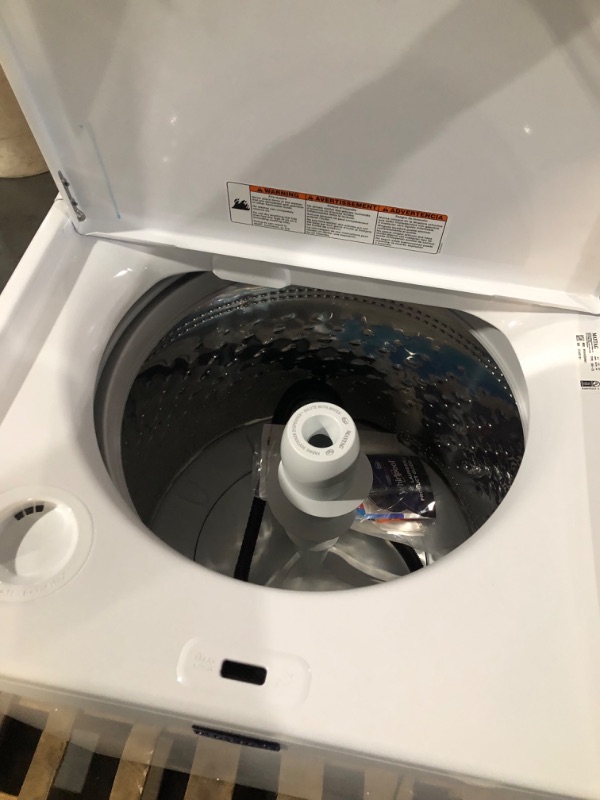 Photo 4 of (READ NOTES) TOP LOAD WASHER WITH DEEP FILL - 4.5 CU. FT.
