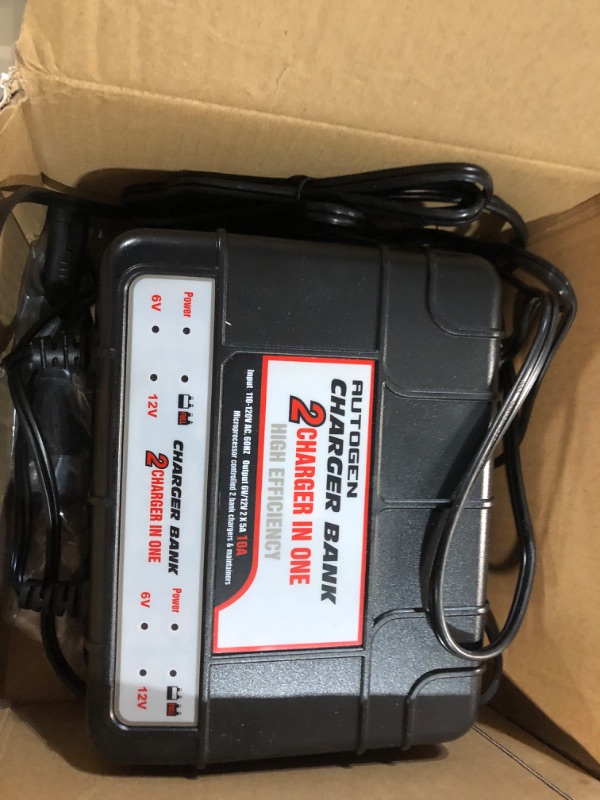 Photo 4 of 
AUTOGEN 2-Bank Marine Battery Charger