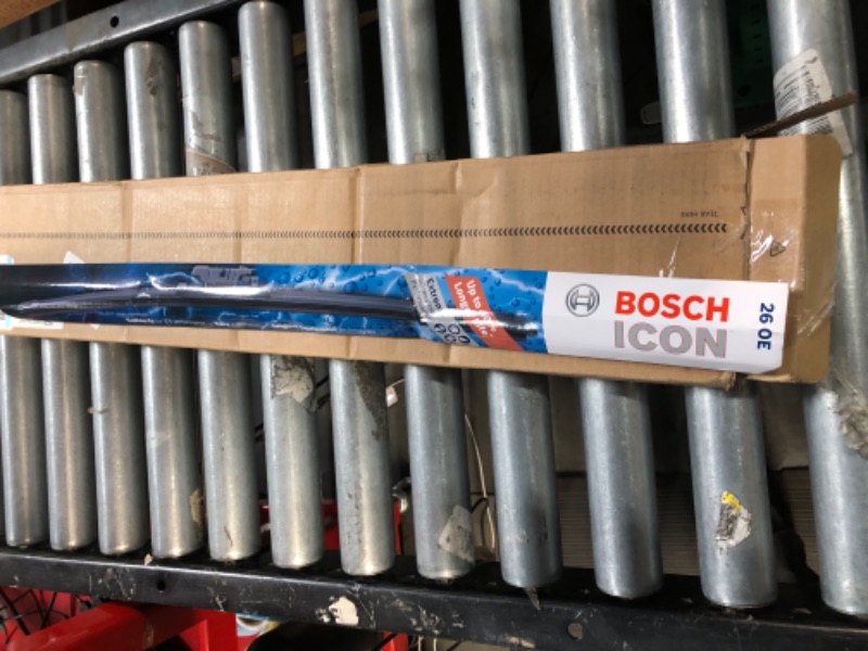 Photo 3 of Bosch ICON Wiper Blades 26OE20OE (Set of 2) Fits Audi: 18-11 A8 Quattro, BMW: 19-11 X3, Ford: 19-10 Taurus, Toyota: 12-05 Avalon +More, Up to 40% Longer Life, Frustration Free Packaging