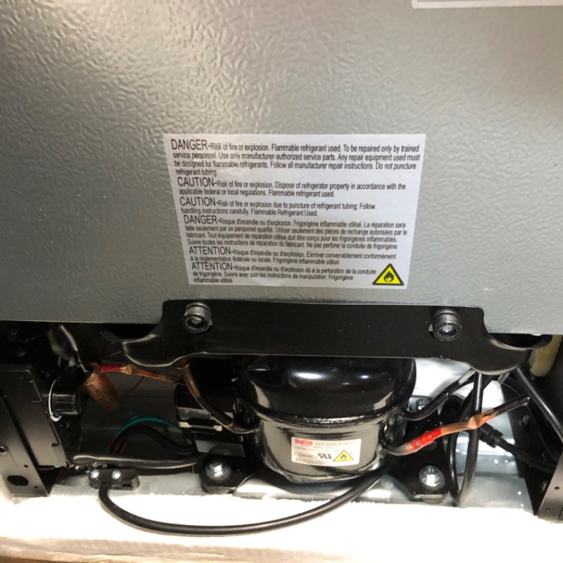 Photo 6 of **NONREFUNDABLE**FOR PARTS OR REPAIR**SEE NOTES**
Frigidaire 70 Can Beverage Refrigerator, (EFMIS164-CU) Black