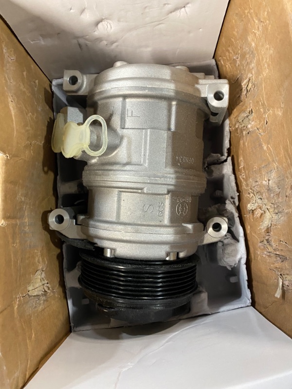 Photo 4 of UAC CO 21625C A/C Compressor , grey