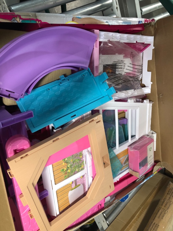 Photo 2 of Barbie Dreamhouse, Doll House Playset 