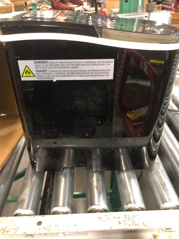 Photo 5 of ***USED AND DIRTY - POWERS ON - UNABLE TO TEST FURTHER***
Portable Countertop Ice Maker Machine - Zvoutte Self-Cleaning 9 Cubes in 8-10 mins, 26 lbs/24 