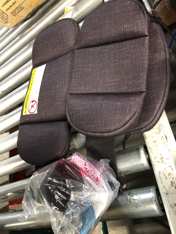 Photo 6 of *MISSING ONE CUP HOLDER*
Graco Contender Slim Convertible Car Seat, West Point