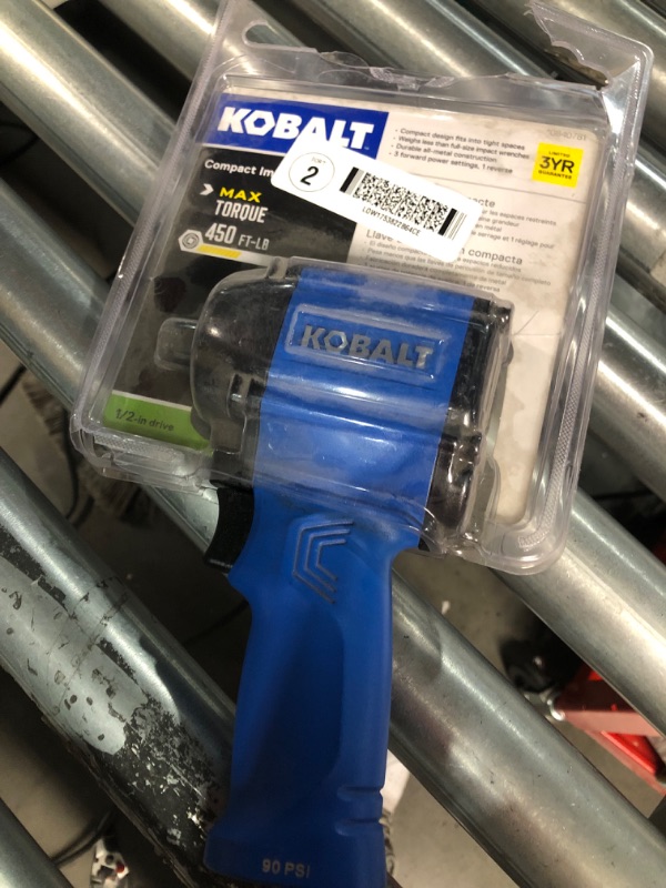 Photo 3 of Kobalt 0840781 0.5-in 450-ft-lbs Air Impact Wrench