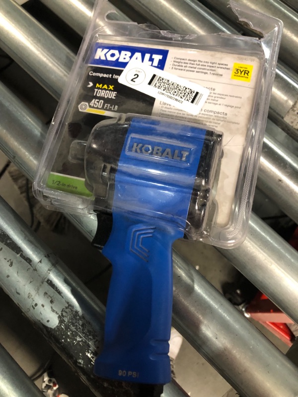 Photo 2 of Kobalt 0840781 0.5-in 450-ft-lbs Air Impact Wrench