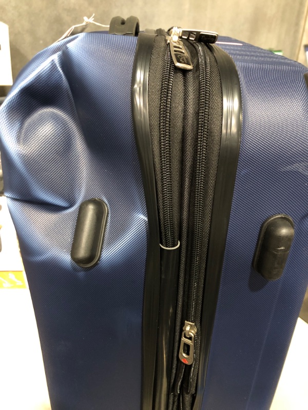 Photo 5 of * see all images for damage * 
Travelers Club Midtown Hardside 4-Piece Luggage Travel Set, Navy Blue 4-Piece Set Navy Blue