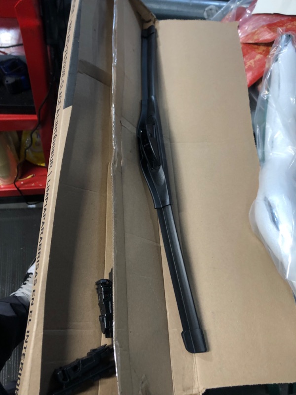 Photo 3 of Force All-Season Beam Wiper Blades - 25-280 25-150 2-Wipers: 28" + 15"