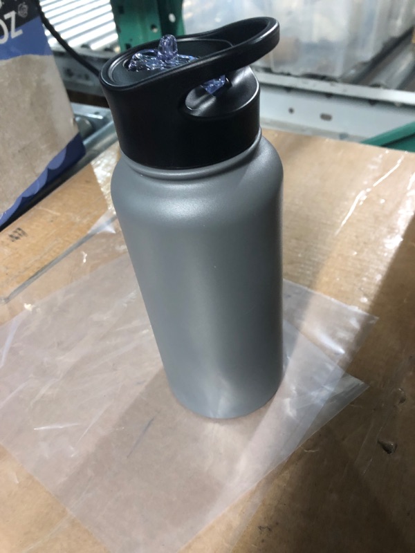 Photo 2 of *SEE NOTES* 1PC 32 Oz Insulated Water Bottle with Straw Lid & Wide Mouth Lids GRAY