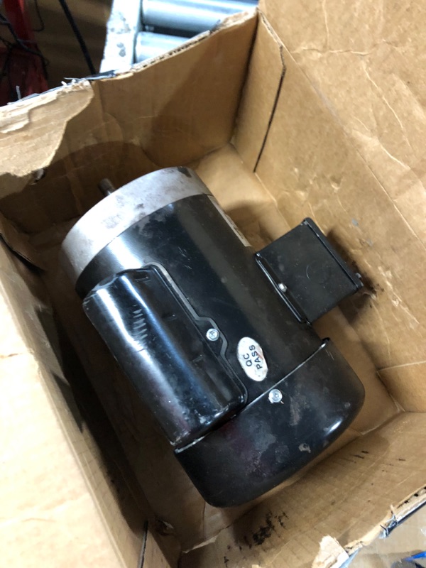 Photo 3 of Electric Motor 1 HP Single Phase Motor 3450 RPM 115/230V 11.2/5.6A 56C Frame TEFC CW/CCW