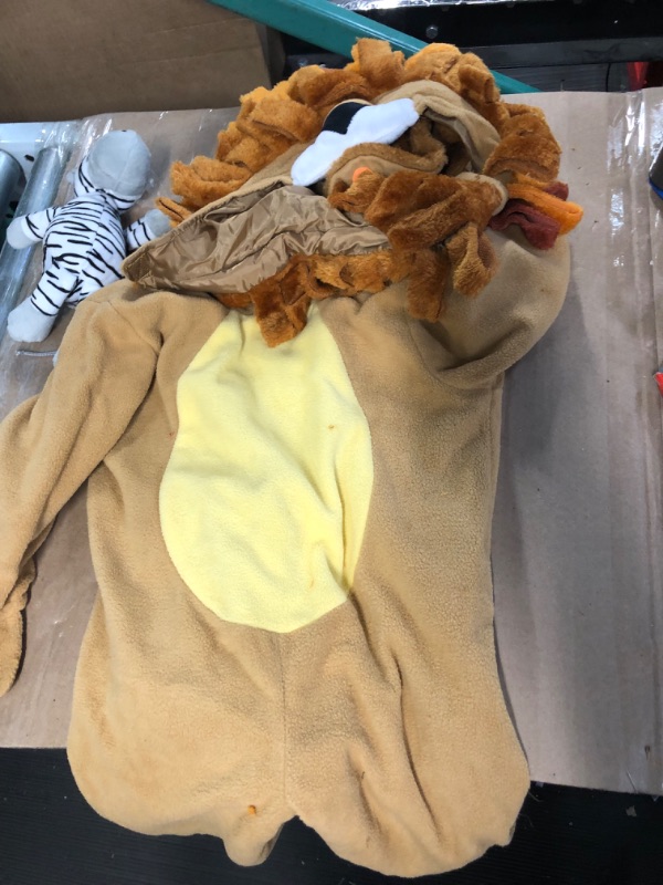 Photo 1 of Baby Unisex Lion Jumpsuit Costume 18-24MONTHS