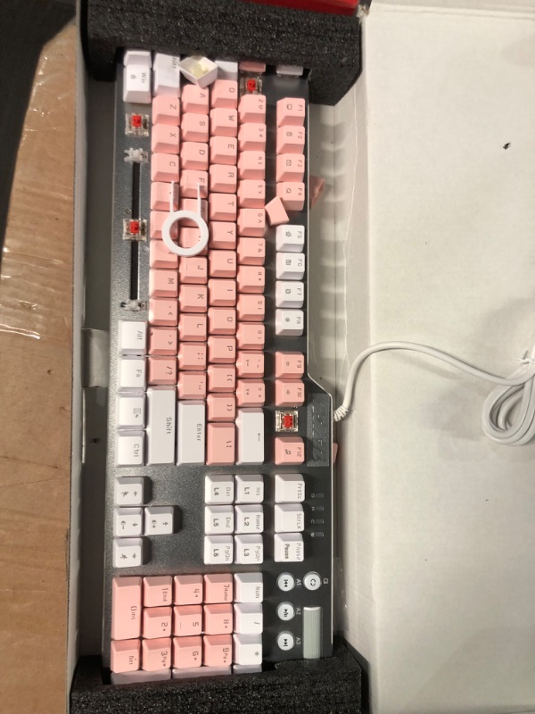 Photo 1 of MECHANICAL SHAFT GAME KEYBOARD PINK 