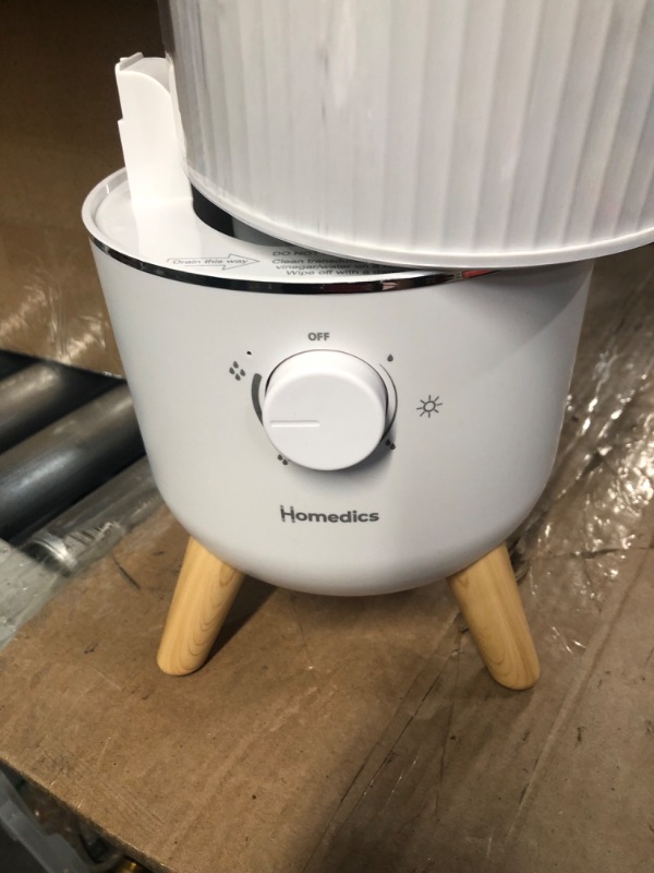 Photo 1 of ***NOT FUNCTIONAL - FOR PARTS - NONREFUNDBALE - SEE COMMENTS***
Homedics Ultrasonic Humidifier, Bedroom