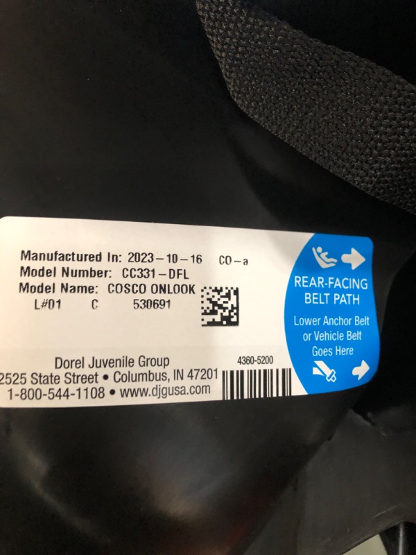 Photo 1 of Cosco Onlook 2-in-1 Convertible Car Seat, Rear-Facing 5-40 pounds and Forward-Facing 22-40 pounds and up to 43 inches, Black Arrows