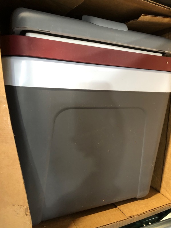 Photo 3 of ***HINGE AND HANDLE BROKEN***
Koolatron Thermoelectric Iceless 12V Cooler 25 L (26 qt), Electric Portable Car Fridge