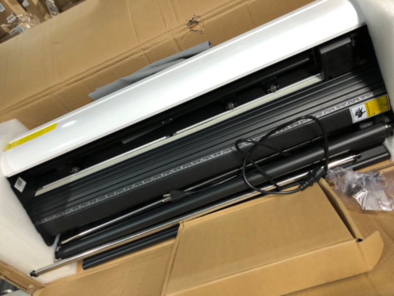 Photo 2 of VEVOR Vinyl Cutter 53 Inch Vinyl Cutter 