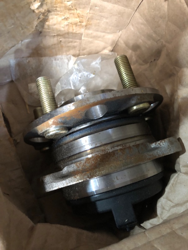 Photo 5 of RUSTED***MINOR WEAR AND TEAR*****SET OF 2***Wheel Bearing And Hub Assembly TRQ BHA64669
