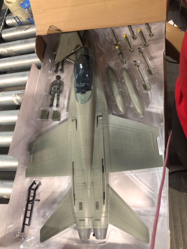 Photo 2 of Click N’ Play Military Air Force F/A 18 Super Hornet Fighter Jet, 16 Piece Play Set with Accessories - Army Action Figures, Missiles, and More, Toy Jets for Boys 6+