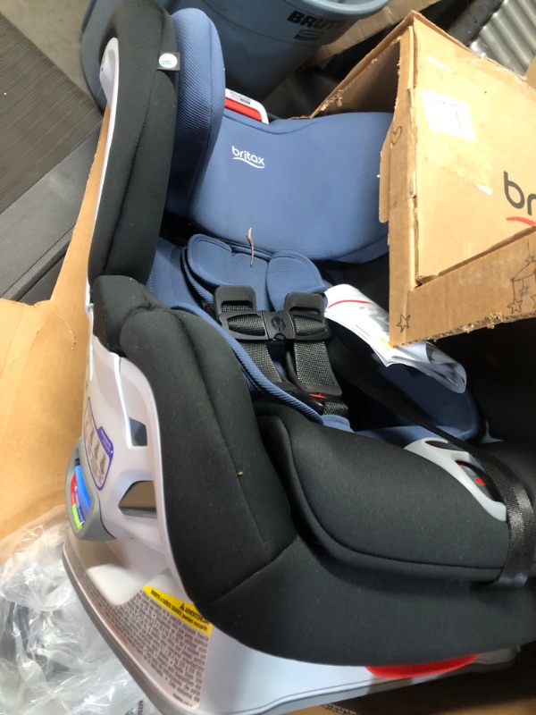 Photo 2 of Britax Boulevard Clicktight Convertible Car Seat, Blue Contour SafeWash Boulevard Blue Contour