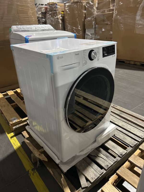 Photo 1 of LG Ventless Heat Pump 4.2-cu ft Stackable Ventless Smart Electric Dryer (White) ENERGY STAR