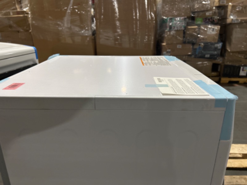 Photo 8 of LG Ventless Heat Pump 4.2-cu ft Stackable Ventless Smart Electric Dryer (White) ENERGY STAR