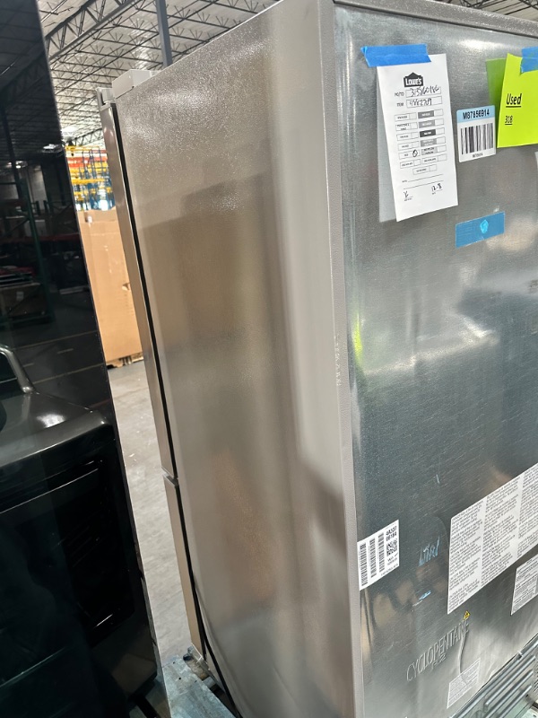 Photo 8 of Frigidaire 27.8-cu ft French Door Refrigerator with Ice Maker (Fingerprint Resistant Stainless Steel) ENERGY STAR
