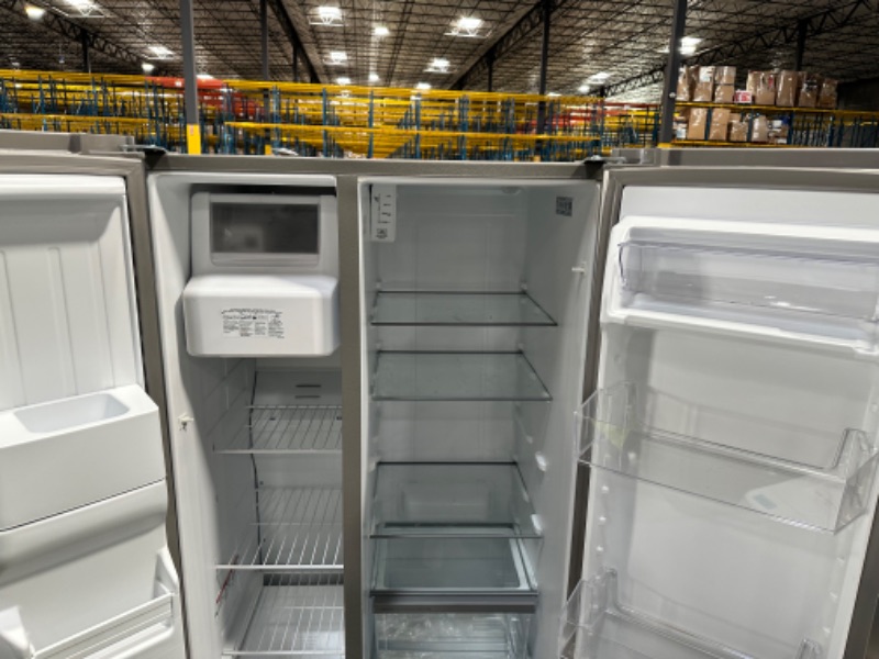 Photo 10 of Whirlpool 24.6-cu ft Side-by-Side Refrigerator with Ice Maker (Fingerprint Resistant Stainless Steel)
