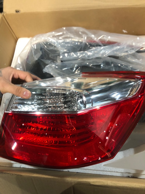 Photo 3 of Evan-Fischer Tail Light Assembly Compatible with 2008-2012 Honda Accord Sedan 