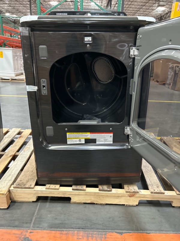 Photo 10 of Samsung 7.4-cu ft Smart Electric Dryer (Brushed Black)