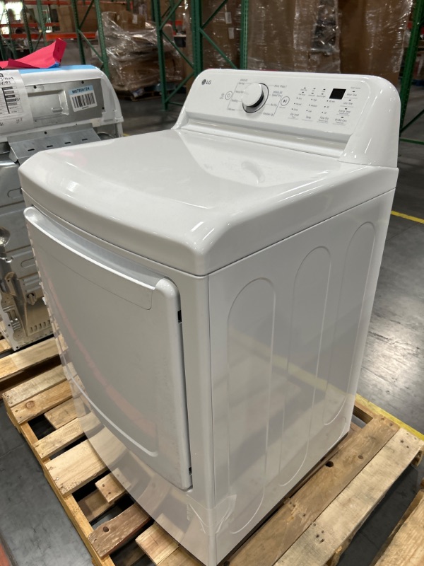 Photo 1 of Amana 6.5-cu ft Electric Dryer (White)