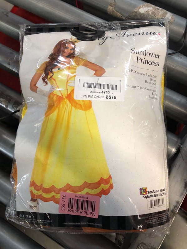 Photo 1 of Leg Avenue Women's Sunflower Princess Costume, size XL 
