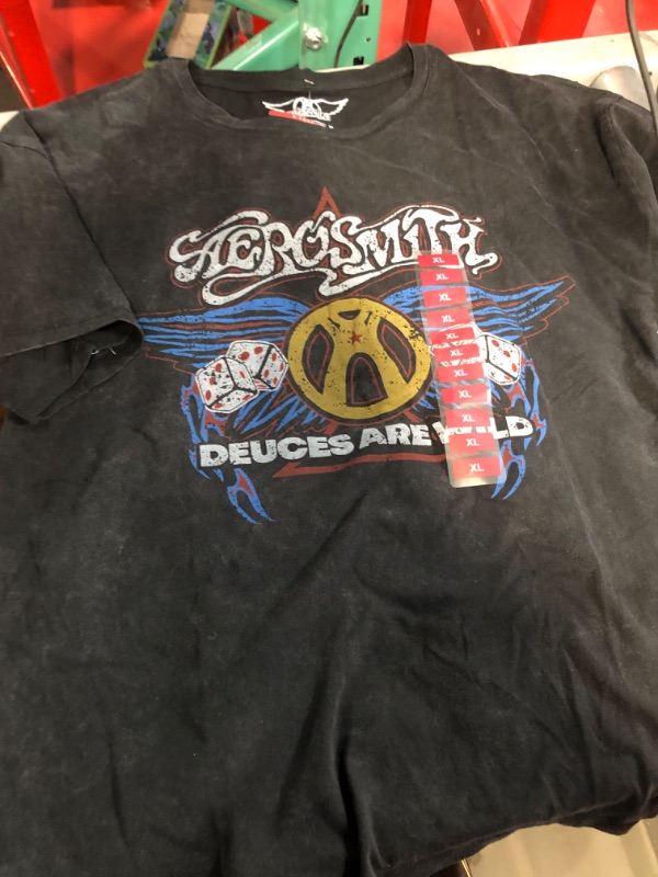 Photo 1 of Aerosmith Deuces Are Wild Tee, Size XL 