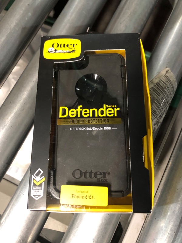 Photo 2 of OtterBox iPhone 6 / 6s Defender Series Case - BLACK
