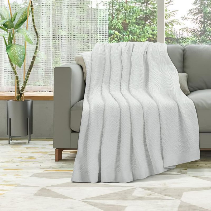 Photo 1 of *USED* White Classic King Size Blankets for Bed, 100% Cotton Blanket Soft and Breathable, 410Gsm Waffle Lightweight Summer Blanket 108x90 Inches White
