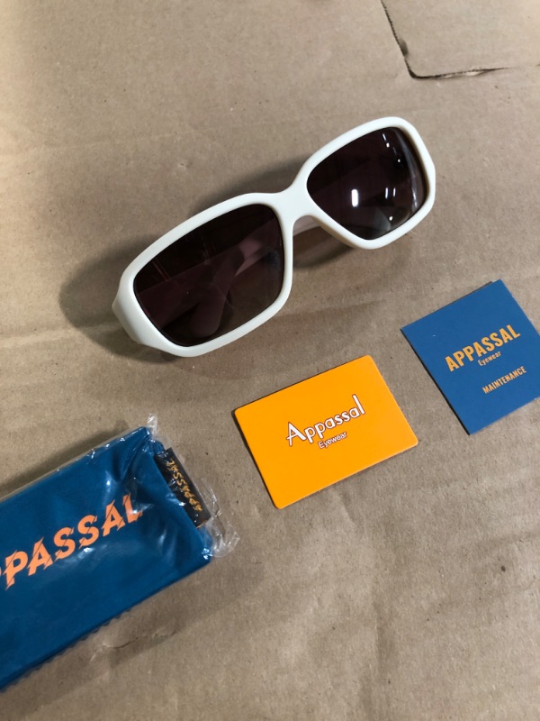 Photo 1 of Appassal Trendy Sunglasses * NOTES * 