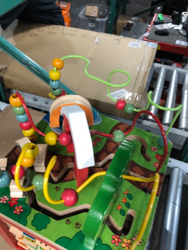 Photo 1 of Battat – Wooden Activity Cube – Discover Farm Animals Activity Center for Kids 1 year +, Standard