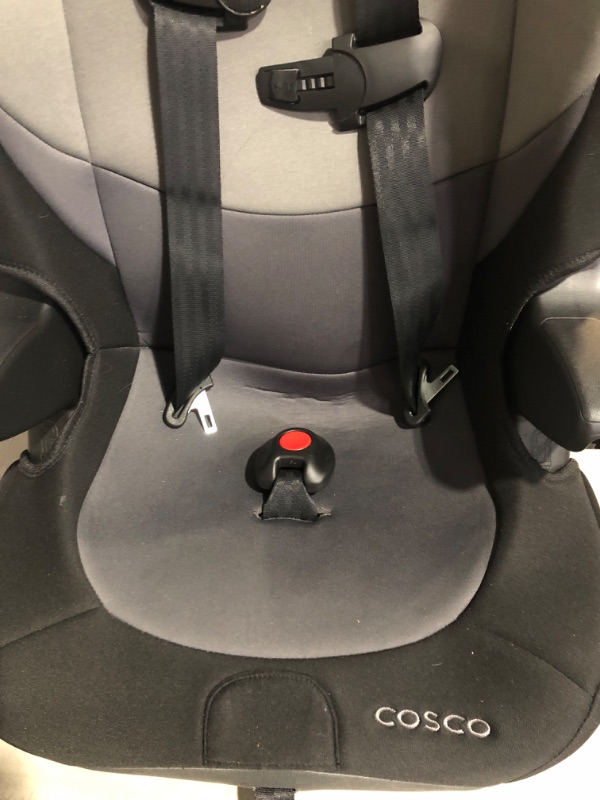 Photo 3 of ***HEAVILY USED AND DIRTY - SEE PICTURES***
Cosco Finale Dx 2-In-1 Booster Car Seat, Dusk, 18.25x19x29.75 Inch (Pack of 1)