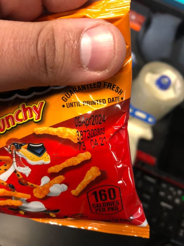 Photo 1 of ** NON REFUNDABLE, SEE NOTES ** Cheetos Flamin' Hot Variety Pack, 40 Count