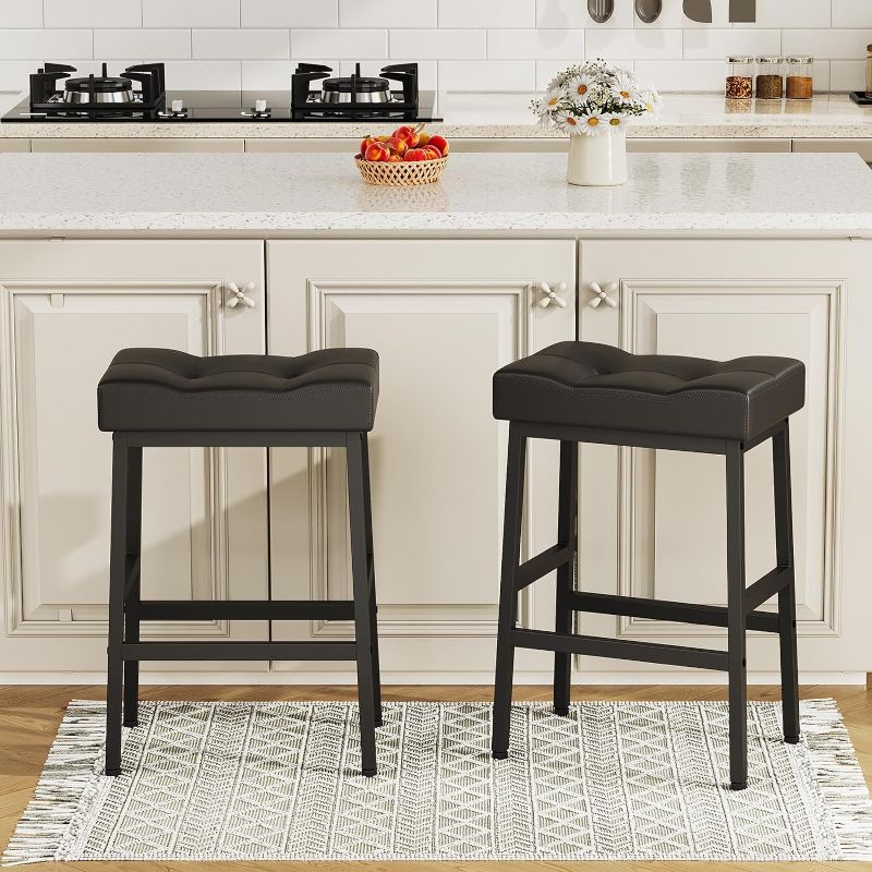 Photo 1 of (OPENED FOR INSPECTION)
HOOBRO Bar Stools Set of 2, 24 inch Counter Height Saddle Stools, 3.5" Thick Sponge PU Bar Chairs,Breakfast Stools with Foot Rest, Backless Dining Stools, for Kitchen Island, Black BB05MD01