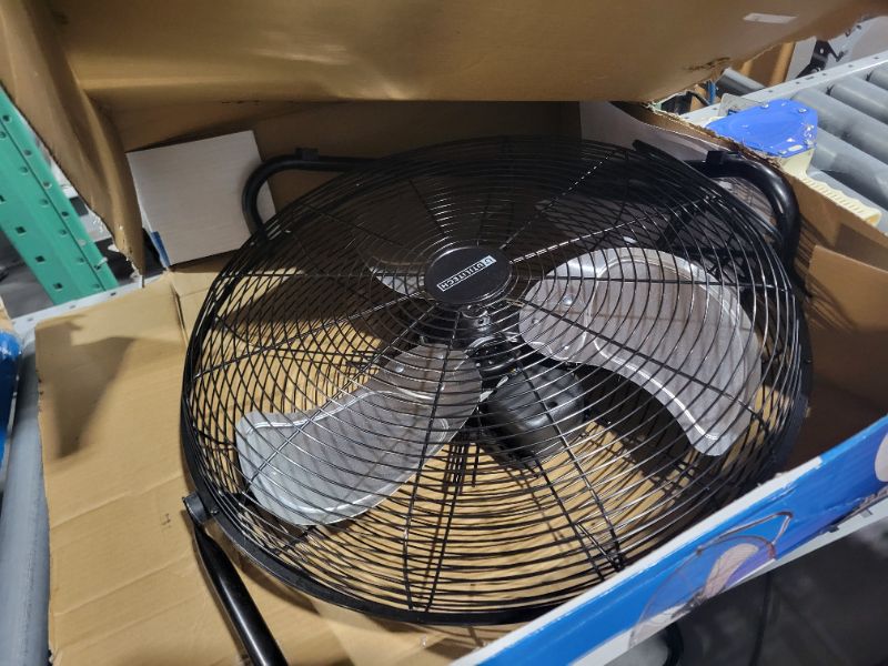 Photo 2 of Floor Fan Hv 20"