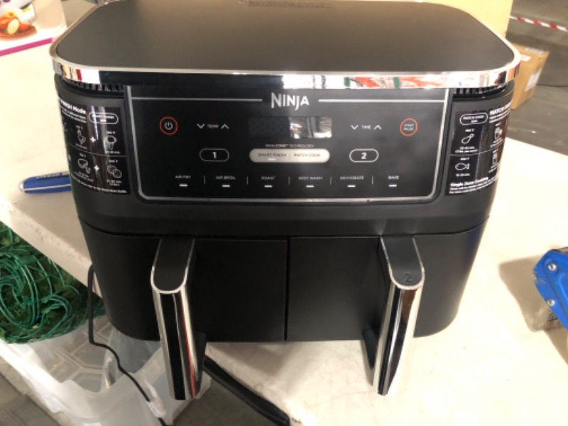 Photo 5 of **MAJOR DAMAGE LEFT DRAWER DOES NOT CLOSE**
Ninja DZ302 Foodi 10-qt. 6-in-1 DualZone Smart XL Air Fryer with 2 Independent Baskets