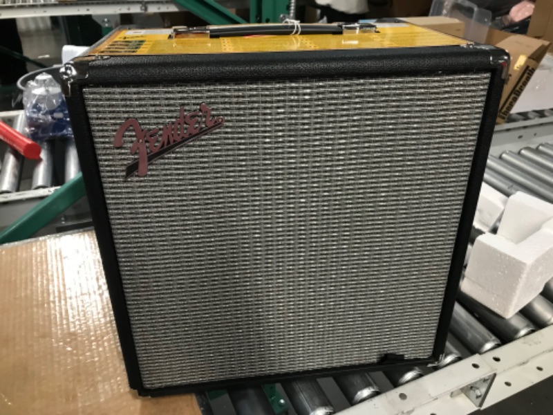 Photo 4 of ***SEE NOTE***Fender Rumble 40 V3 Bass Combo