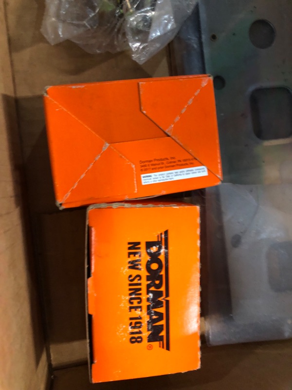 Photo 1 of Dorman 57072 Exhaust Manifold Hardware and Gasket Kit Compatible with Select Chrysler/Dodge Models