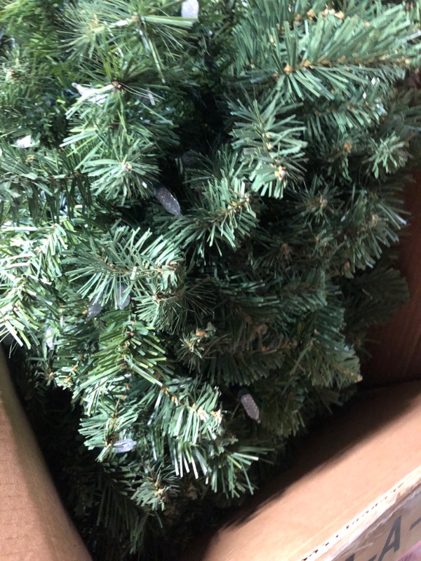 Photo 2 of [STOCK PHOTO FOR REFERENCE]
 Kinsley 7.5ft Prelit Aritificial Christmas Tree 