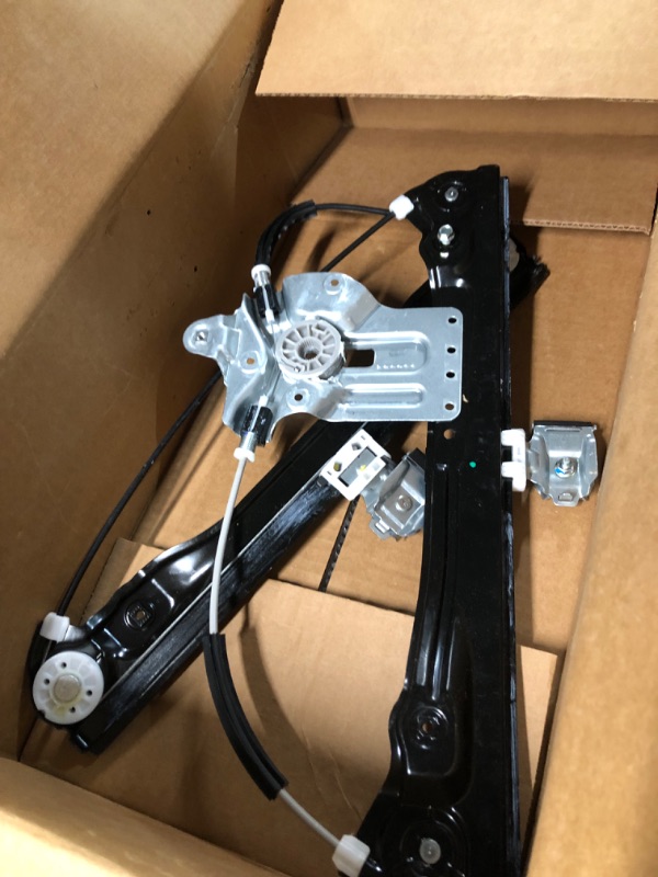 Photo 3 of GM Genuine Parts 95382561 Front Driver Side Window Regulator without Motor 25.06"L x 18.12"W