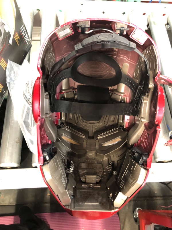 Photo 2 of Avengers Marvel Legends Iron Man Electronic Helmet - Multicolor Characters