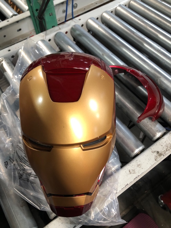 Photo 3 of Avengers Marvel Legends Iron Man Electronic Helmet - Multicolor Characters